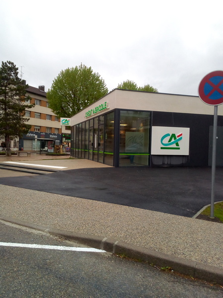 Crédit agricole Centre-est à Amberieu en Bugey 2